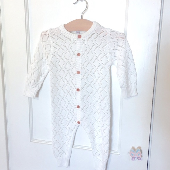 Knitted Baby Onesie With Buttons - Picture 9 of 10